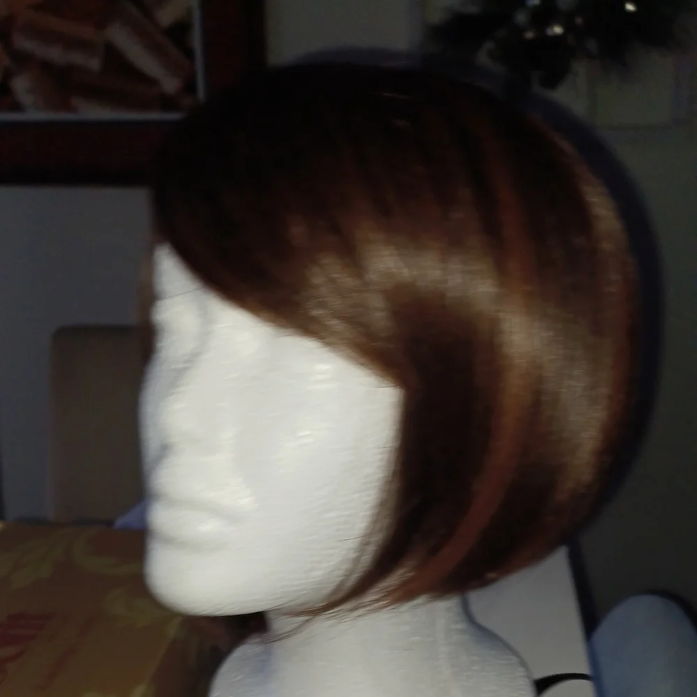 Elegant Brown Women's Wig - Picture 2 of 4